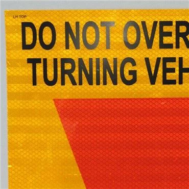 Achterste markeringsplaat sticker niet inhalen