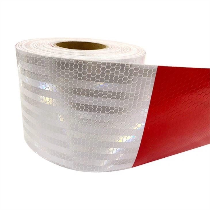 Verkeersreflecterende tape