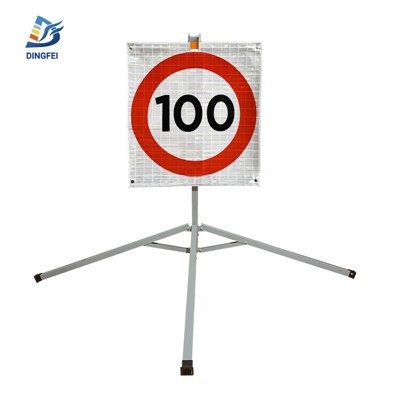 Snelheidslimiet 100 oprolbaar verkeersbord